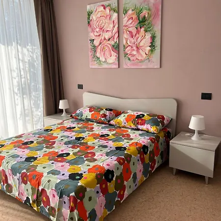 Cinzia-terrazza Panoramica Prázdninový dům